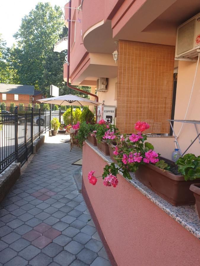 Villa & Apartments Antigona Охрид Экстерьер фото